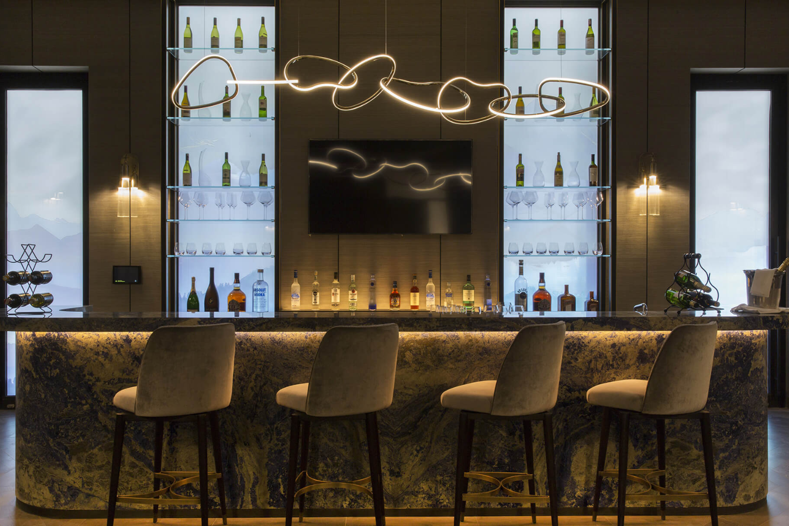 World-class lifestyle amenities at Oberoi  360 North Sector 58 Gurgaon